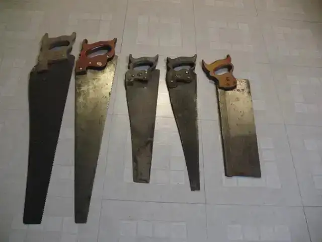 5 Vintage Hand Saws - Photo 9