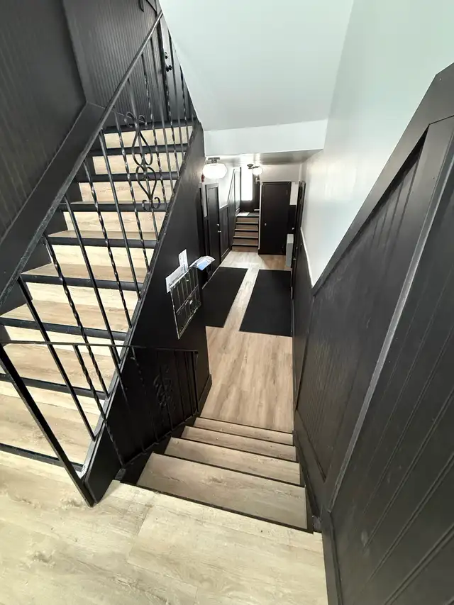 Brand new 2 Bedroom | 1 Bathroom Apartment - Photo 3