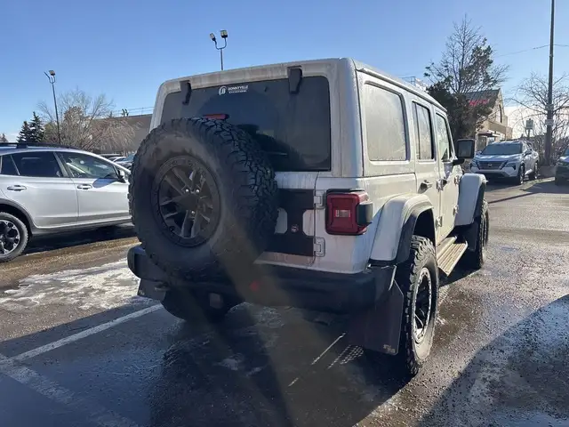 2024 Jeep Wrangler - Photo 5