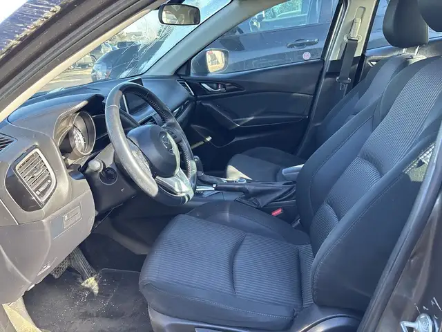2016 Mazda Mazda3 - Photo 4