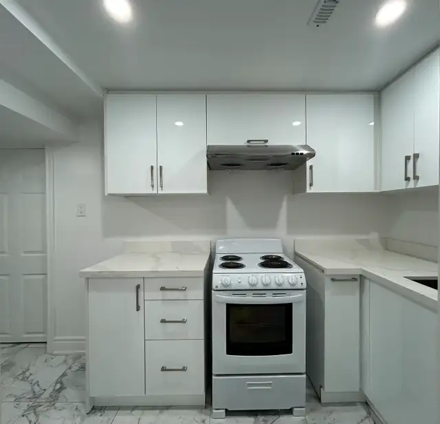 Only $1298 Best Deal! Just Fully Renovated Two-Bedroom Unit - Photo 5