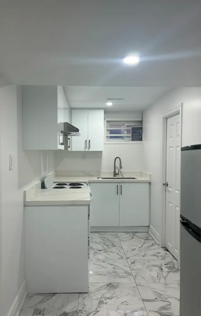 Only $1298 Best Deal! Just Fully Renovated Two-Bedroom Unit - Photo 7