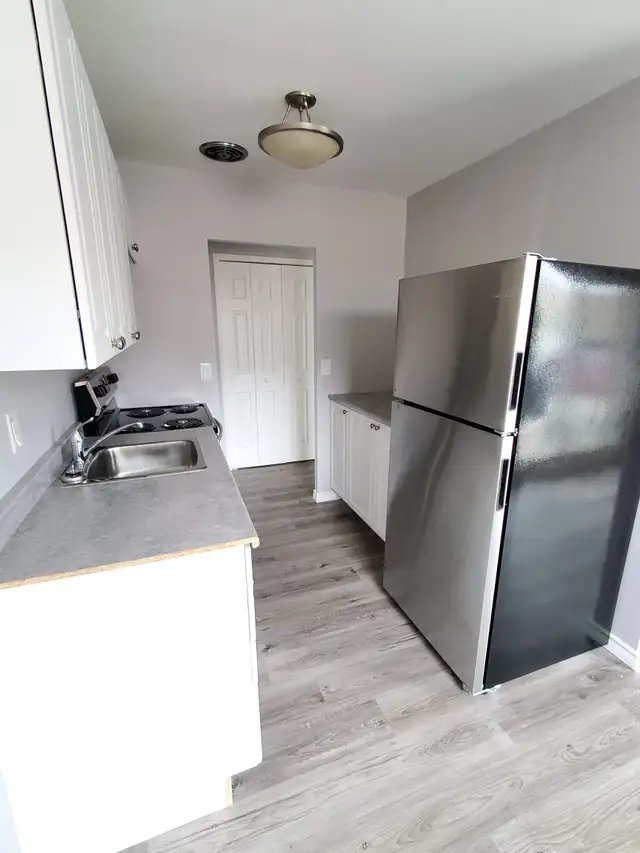 2 BR - 1 BA - Oshawa - Photo 8