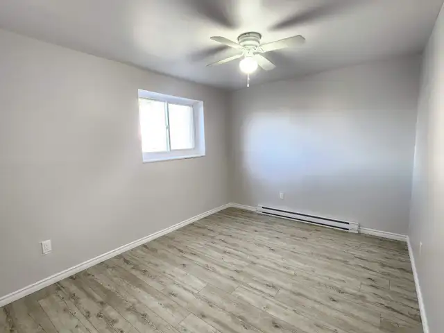 2 BR - 1 BA - Oshawa - Photo 10