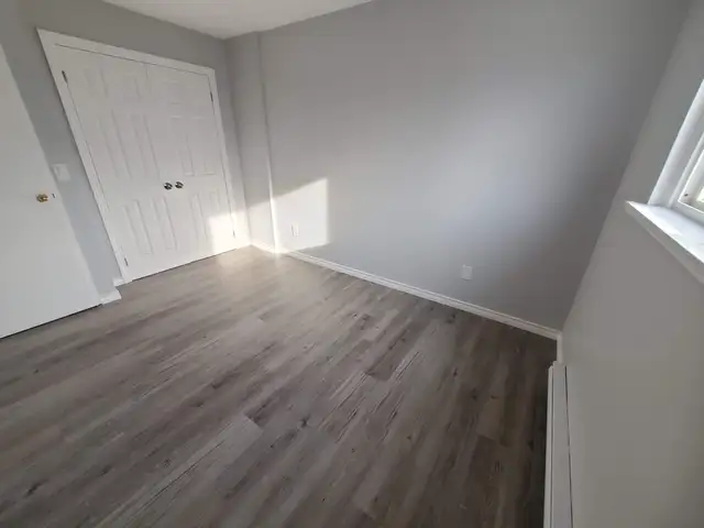 2 BR - 1 BA - Oshawa - Photo 11