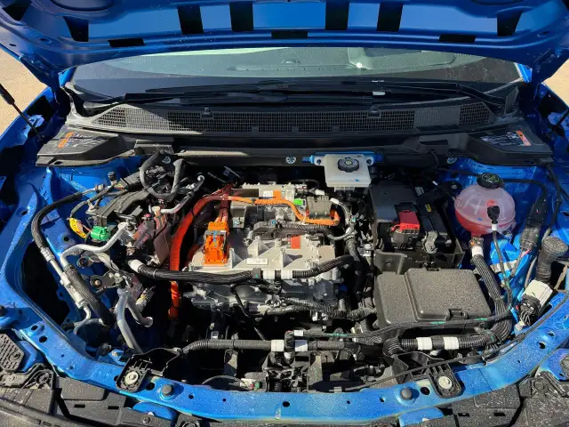 2025 Chevrolet Equinox EV - Photo 9