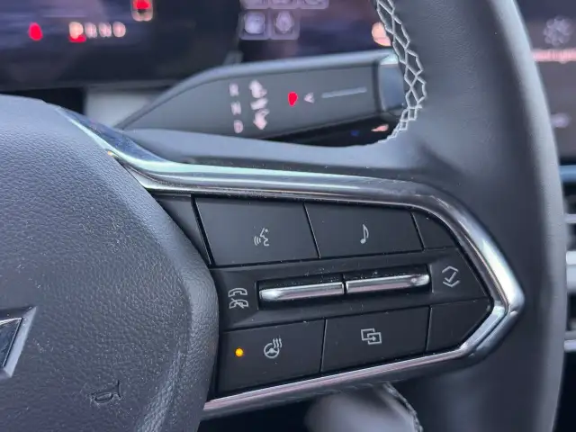 2025 Chevrolet Equinox EV - Photo 21