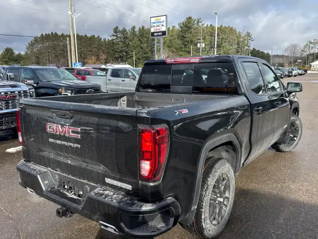 2026 GMC Sierra 1500 - Photo 5