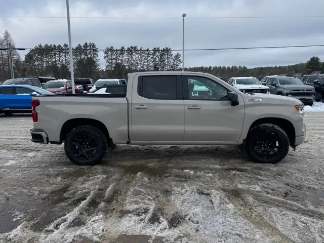 2026 Chevrolet Silverado 1500 - Photo 4