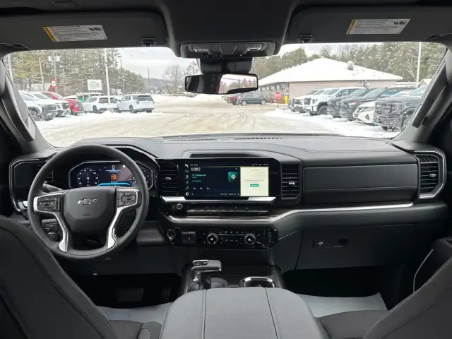 2026 Chevrolet Silverado 1500 - Photo 13