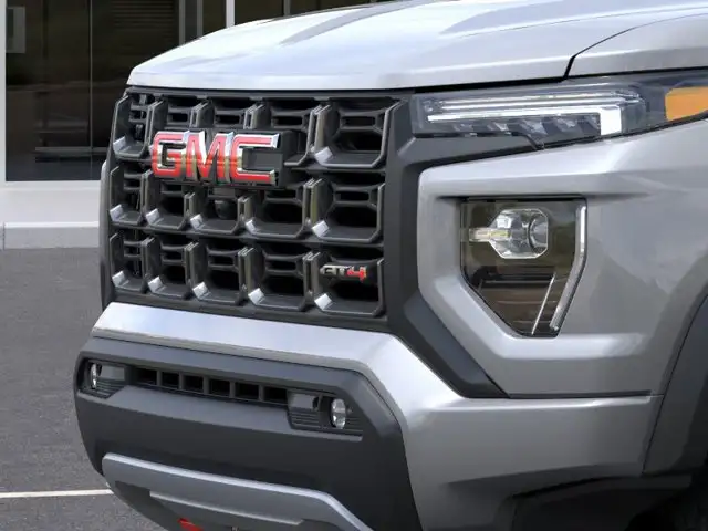 2026 GMC Canyon AT4 - Photo 13