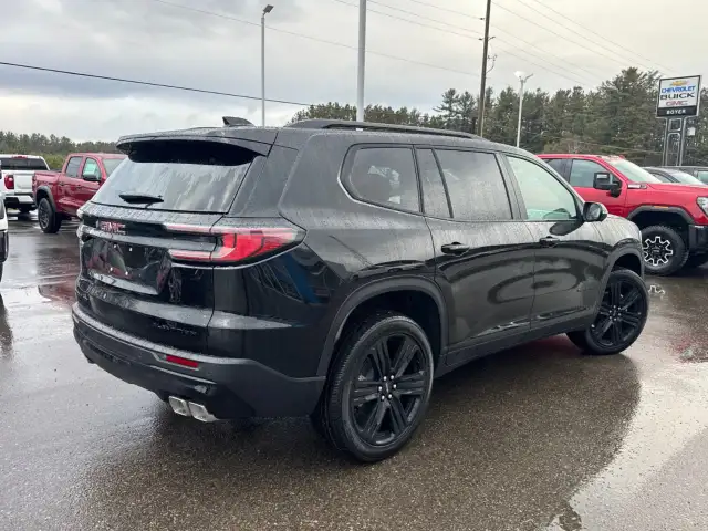 2026 GMC Acadia - Photo 5