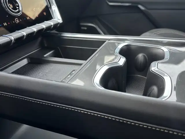 2026 GMC Acadia - Photo 24