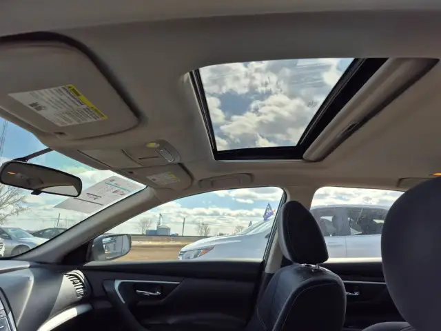 2018 Nissan Altima - Photo 11