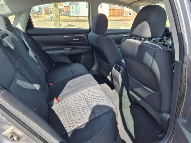 2018 Nissan Altima - Photo 13