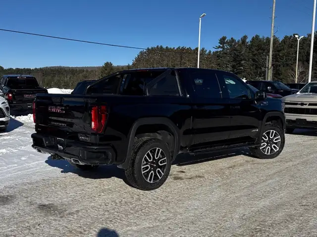 2026 GMC Sierra 1500 - Photo 5