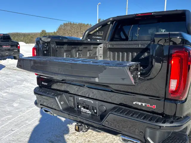2026 GMC Sierra 1500 - Photo 7