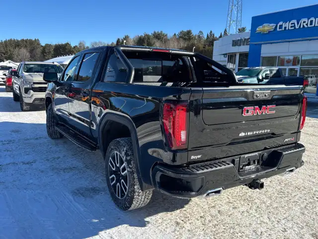 2026 GMC Sierra 1500 - Photo 8
