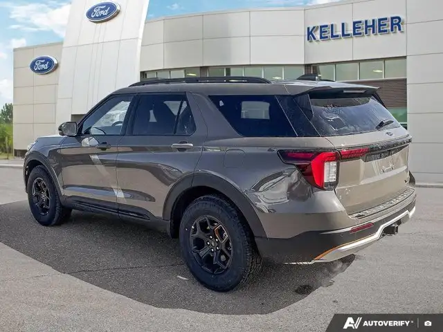 2026 Ford Explorer Tremor - Photo 3