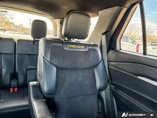 2026 Ford Explorer Tremor - Photo 14