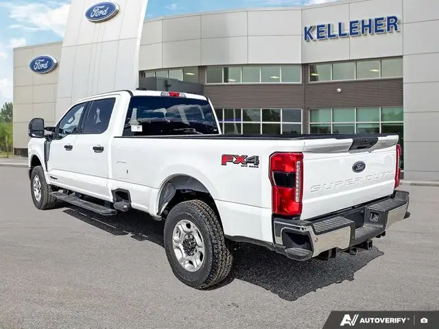2026 Ford Super Duty F-350 SRW XLT - Photo 3