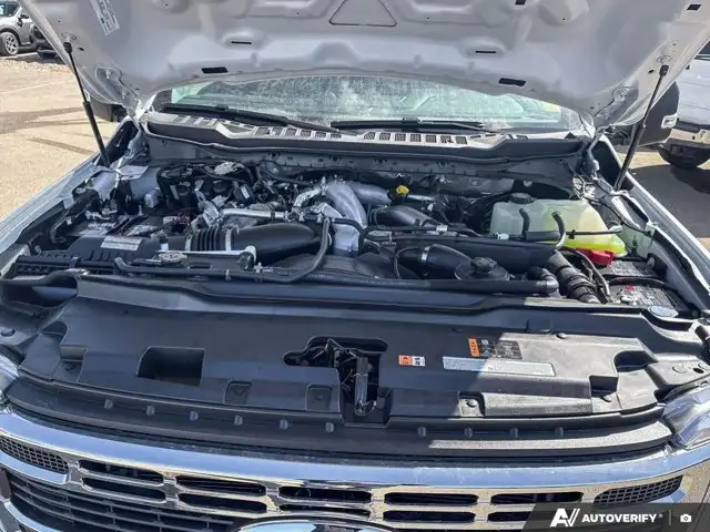 2026 Ford Super Duty F-350 SRW XLT - Photo 20
