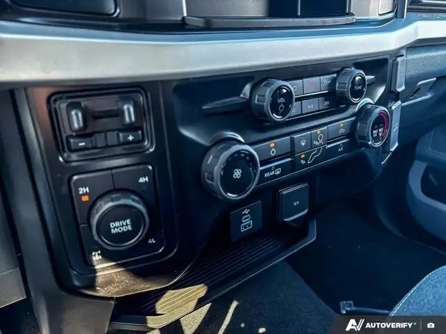 2026 Ford Super Duty F-350 SRW XLT - Photo 23