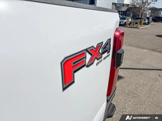 2026 Ford Super Duty F-350 SRW XLT - Photo 31