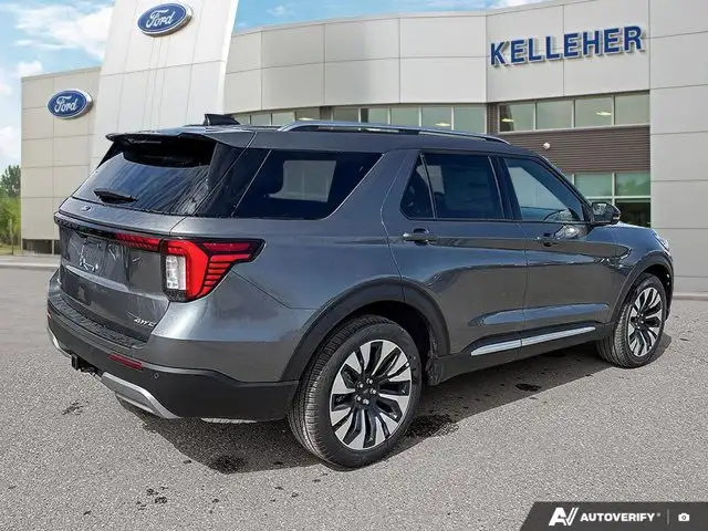 2026 Ford Explorer Platinum - Photo 5