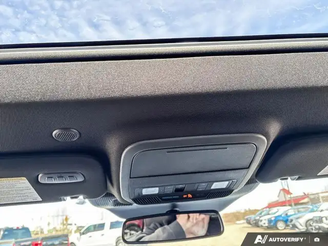 2026 Ford Explorer Platinum - Photo 23