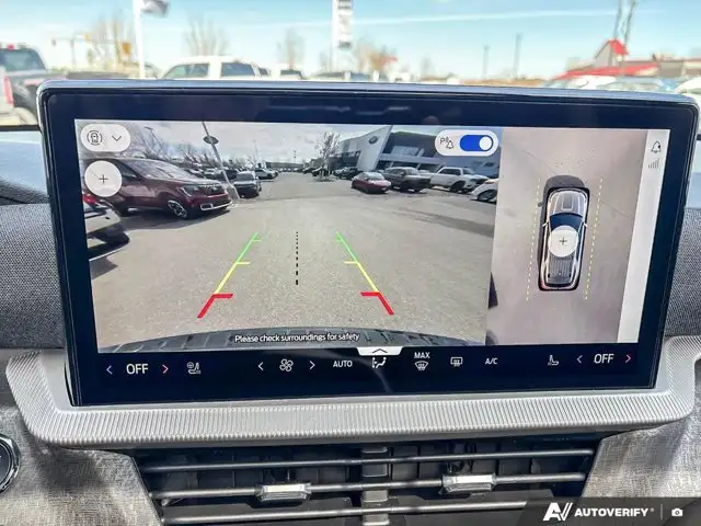 2026 Ford Explorer Platinum - Photo 25