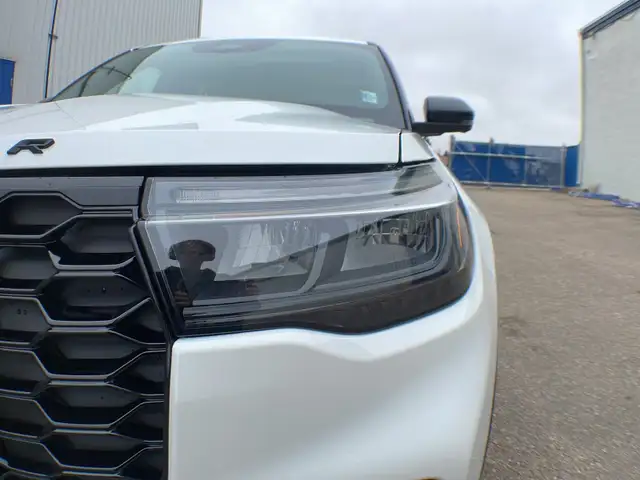 2026 Ford Explorer ST-Line 4WD 300A - Photo 12