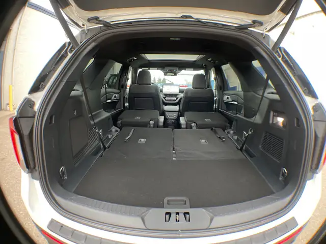 2026 Ford Explorer ST-Line 4WD 300A - Photo 29