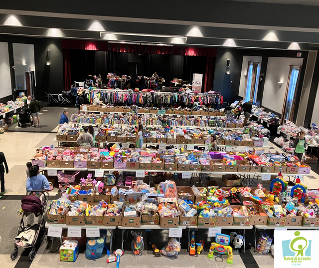 Bazar - articles usagés pour bébés et enfants (0-14 ans) - Photo 2