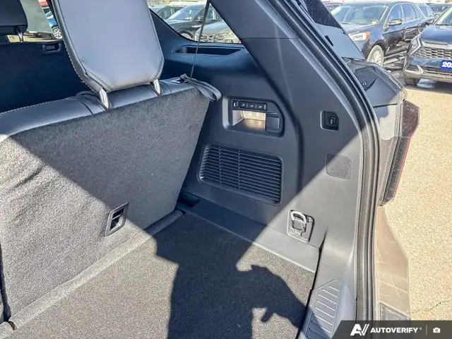 2026 Ford Explorer Tremor - Photo 30