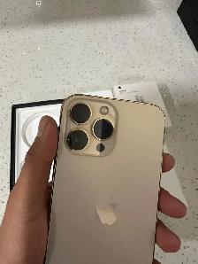 iPhone 13 Pro Max 256GB AirPods/Fast Charger/Delivery