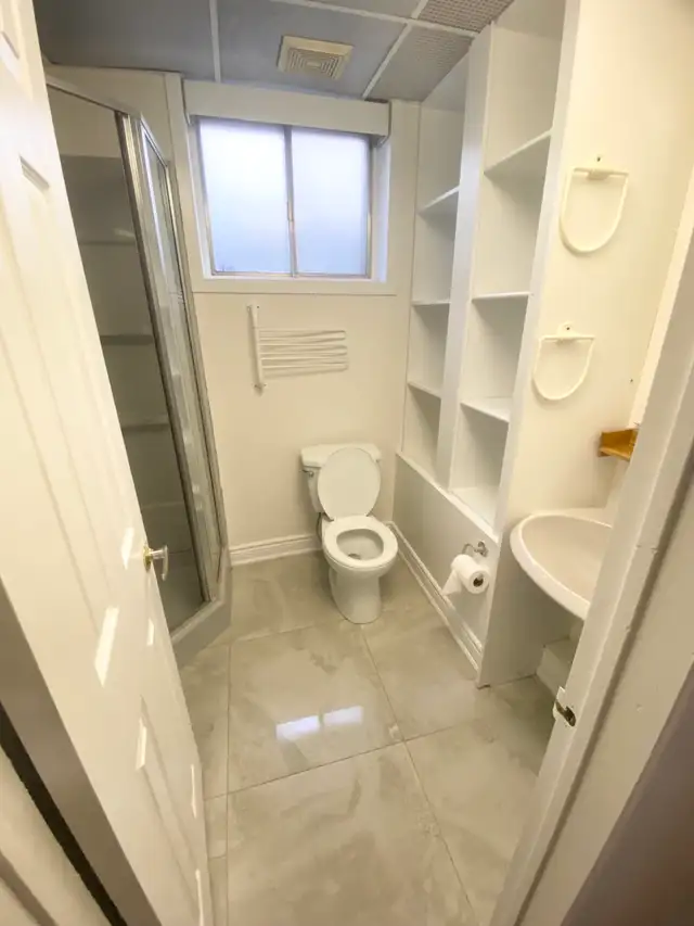 Basement for rent in Malton - Photo 8