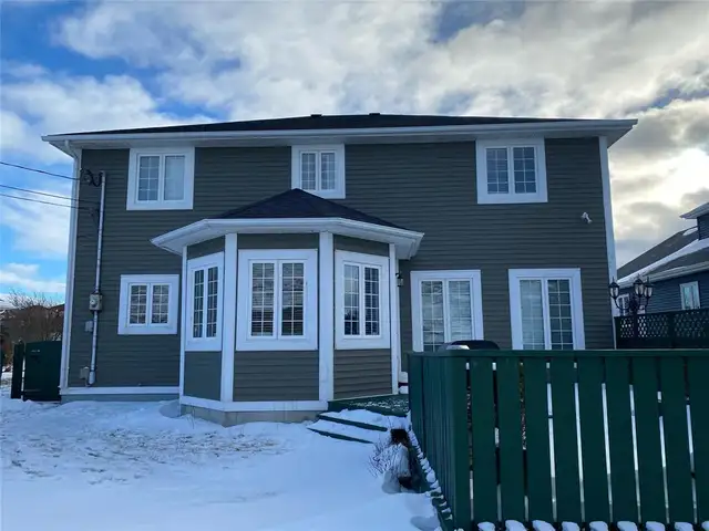 Beautiful Family Home in King William Estates! - Photo 7