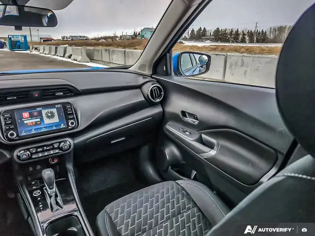 2025 Nissan Kicks Play SV | One Owner | Remote Start - Photo 26