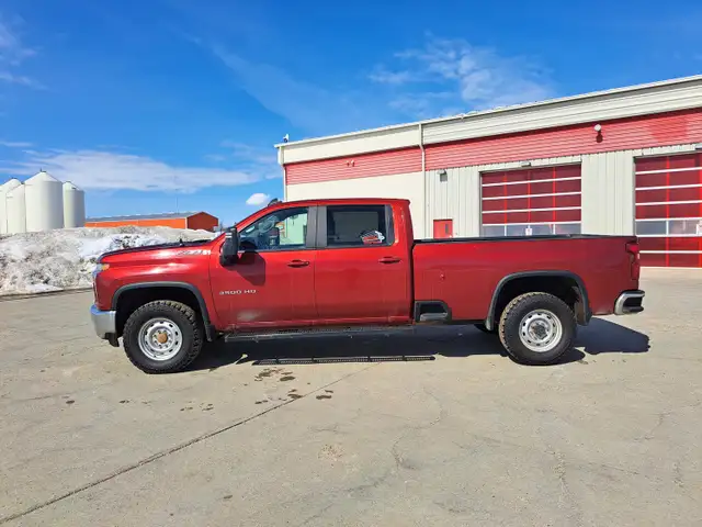 2022 Chevrolet Silverado 3500HD - Photo 5