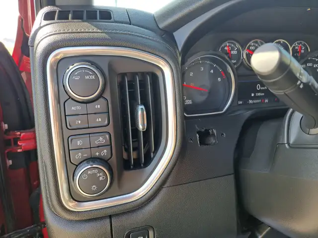 2022 Chevrolet Silverado 3500HD - Photo 14