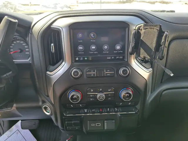 2022 Chevrolet Silverado 3500HD - Photo 18