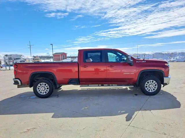 2021 Chevrolet Silverado 3500HD - Photo 6