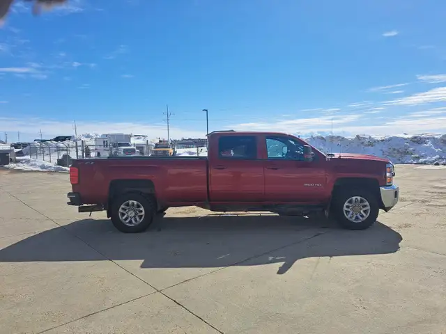 2019 Chevrolet Silverado 3500HD - Photo 6