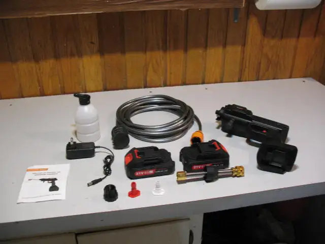 Portable Cordless Pressure Washer 500 PSI , BRAND NEW