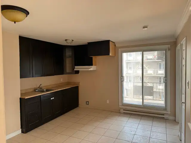 3 1/2 à louer Laval - Photo 2