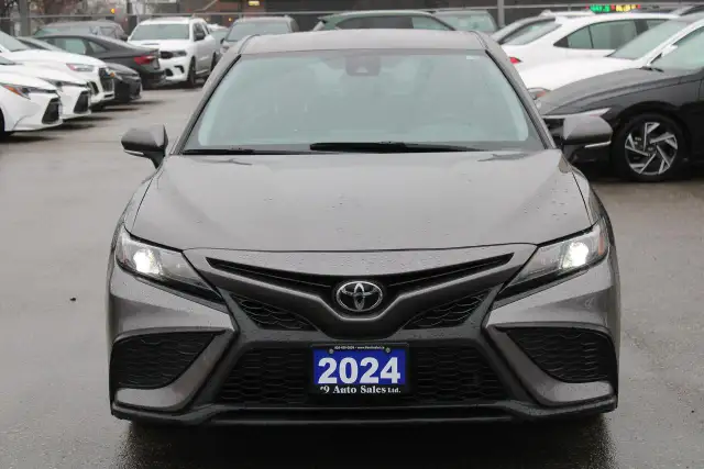 2024 Toyota Camry SE Auto - Photo 2