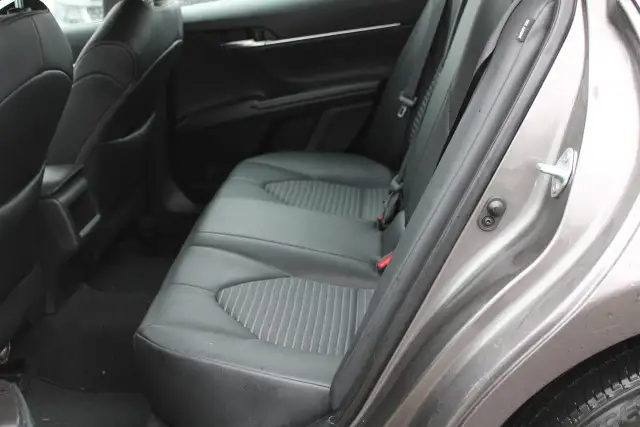 2024 Toyota Camry SE Auto - Photo 8