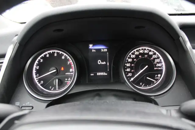 2024 Toyota Camry SE Auto - Photo 9