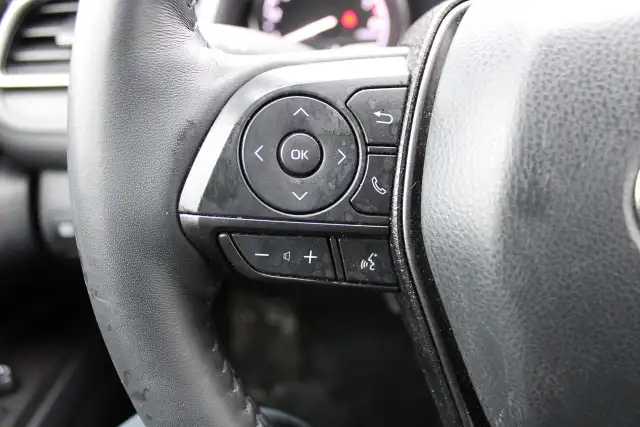 2024 Toyota Camry SE Auto - Photo 13